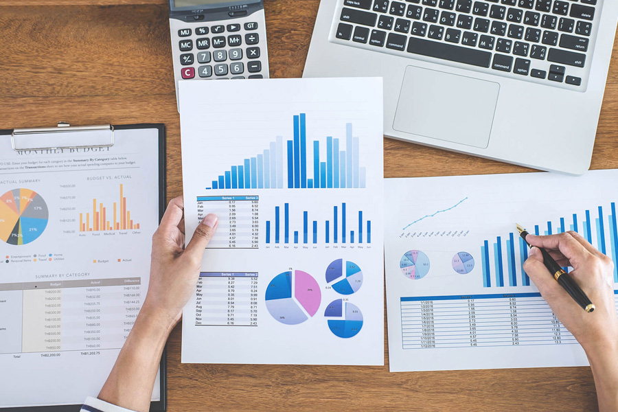 Managing Your Finance Effectively with Professional Advice